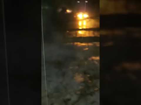 Temporal com granizo causa queda de árvores em Duas Barras, RJ