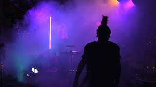 Everybody Wants To Rule The World - Melodic House Version Resimi