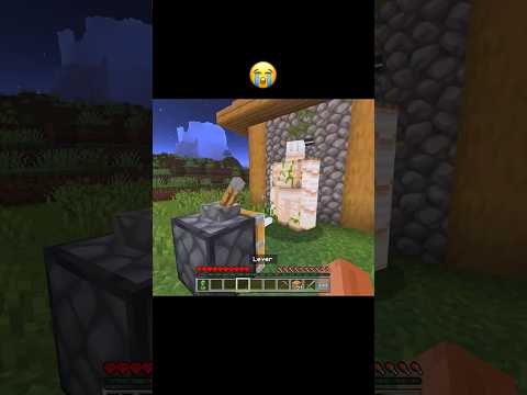 Iron golem trying to scare me 😭🥀