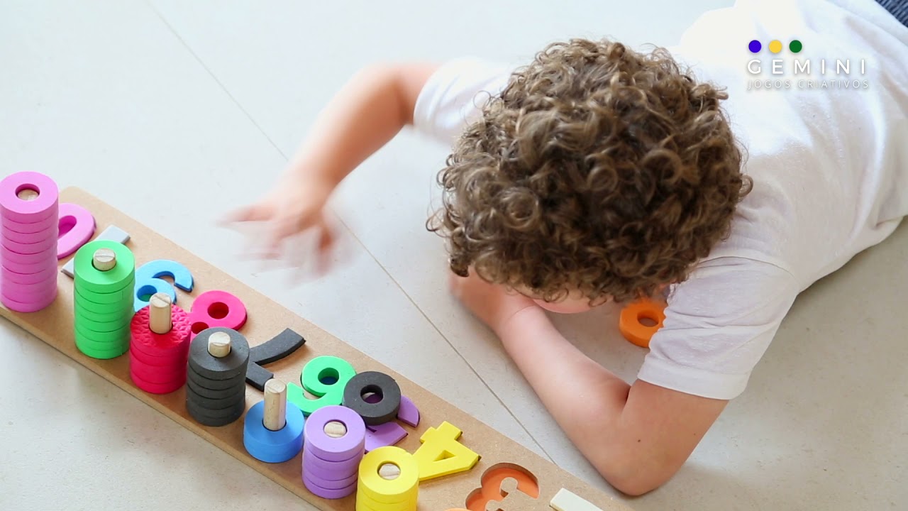 Jogo números, educação infantil, brinquedo educativo montessori - Ábaco com  Números - Brinquedos Educativos e Pedagógicos - Gemini Jogos Criativos