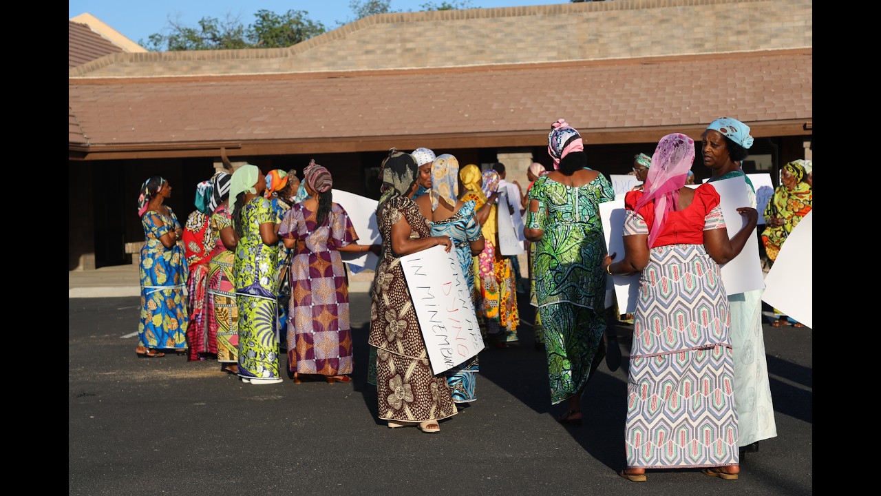 3/8 Phoenix, AZ: Abamama bayobowe na P. Anastasia Mugahinda bafasha abagore n’abana bahohotewe#cong