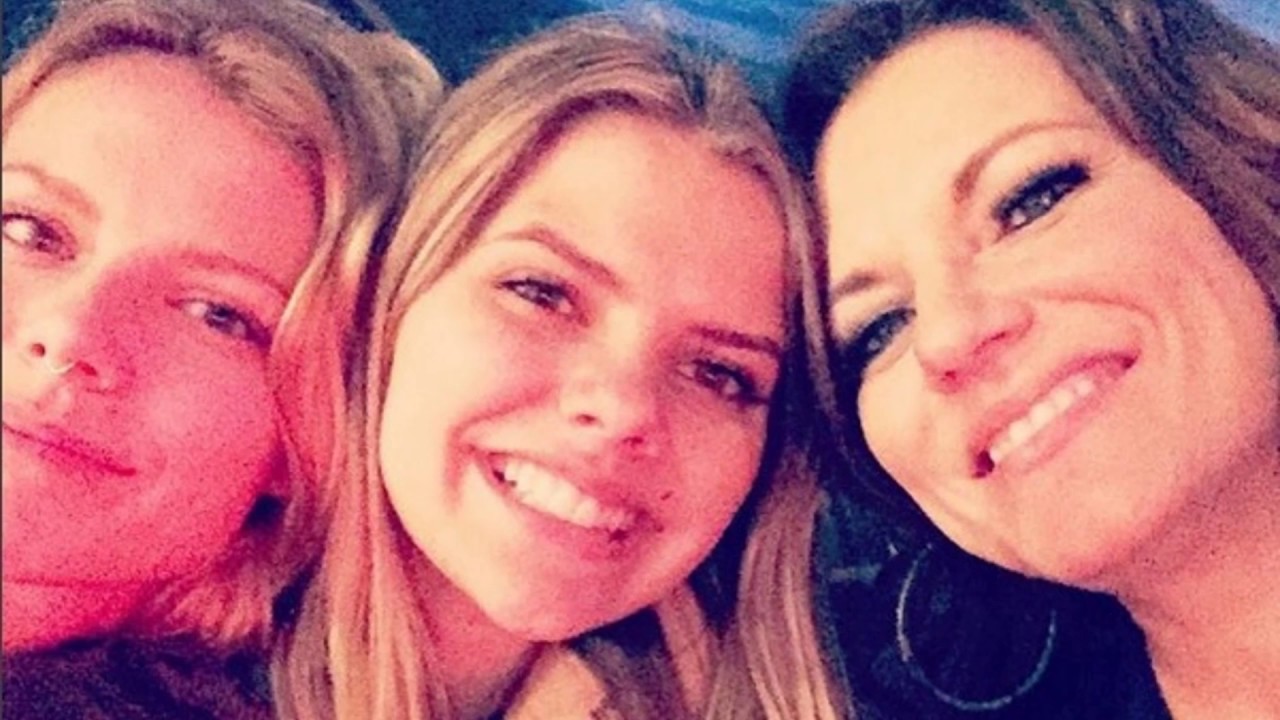 Martina McBride and daughters