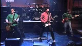 Foo Fighters feat. Jack Black - The one (live on Letterman).mpg chords