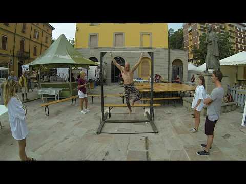 39 Consecutive Thumbs Pull Ups -Tazio Il Biondo-