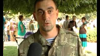 Житомир: Житомиряне собирают деньги и пишут письма в поддержку украинской армии Житомир: Житомиряне собирают деньги и пишут письма в поддержку украинской армии