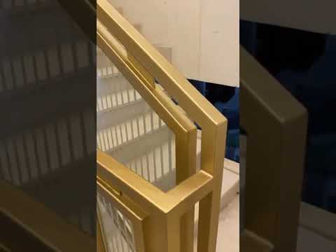 درابزين زجاج مع تيوبات لون ذهبي شيء من خيال 0562287929