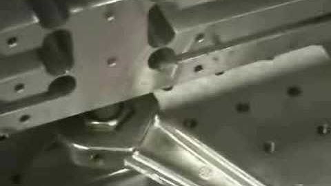 flexure based 4 point bending setup