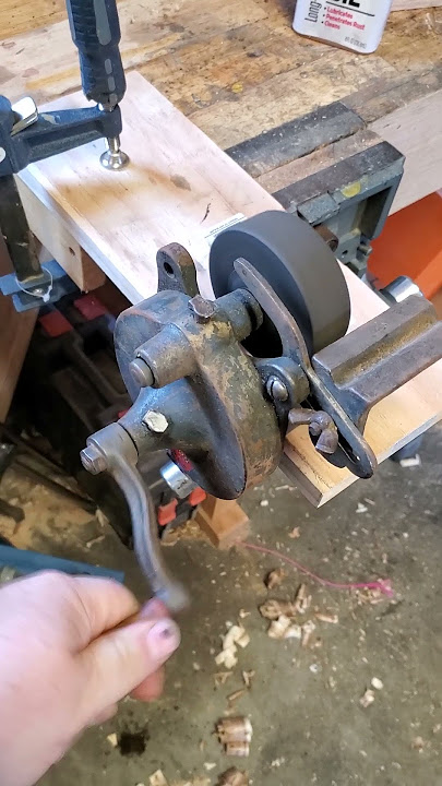 Hand crank grinding wheel #fleamarket #woodworking