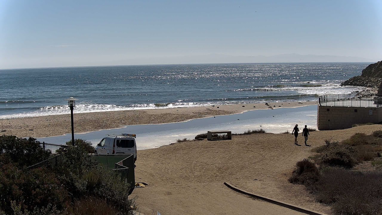 Campus Point Surf Cam — Isla Vista, CA live camera thumbnail