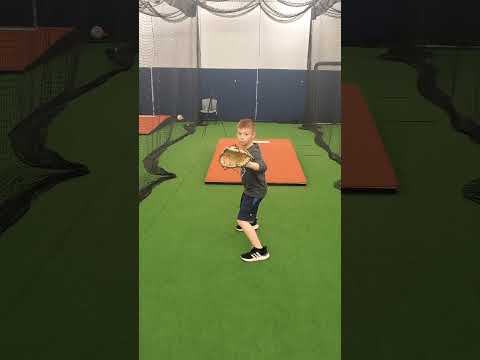 FLEMGYM 101 TRAINING. PRIVATE PITCHING LESSONS @ BARNES ACADEMY.  #pitchinglessons #baesball