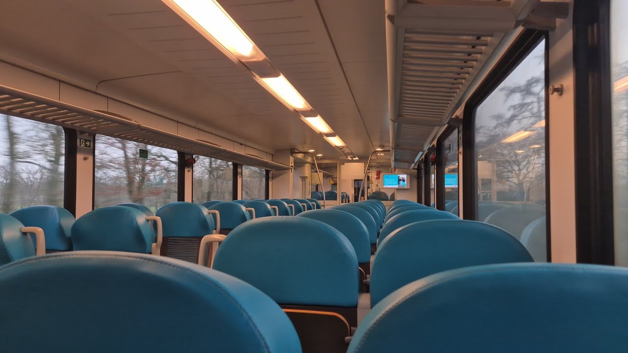 Combine with another train at Groningen. From Groningen Europapark to Groningen with Arriva GTW 325.