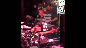 DJ Jazzy Jeff | Rock The Bells & Peter Piper Routine LIVE