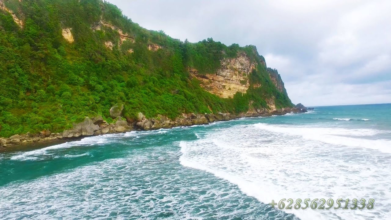  Pantai Parangtritis  aerial View dari udara 