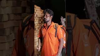 நீ தான் லட்சம் கணக்குல சம்பாதிக்குறியாமே... 💸😮 #comedy #trending #vadachennai #swiggy #zomato