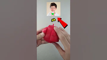 ولد خسر الرقم القياسي بمكعب روبيك بأسيا ب3 27 ثانية والسبب Yiheng Wang 