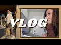 Post Grad Vlog - Working in Marketing, Taking IG Pics, Christmas Bars with Friends, Cooking with BF