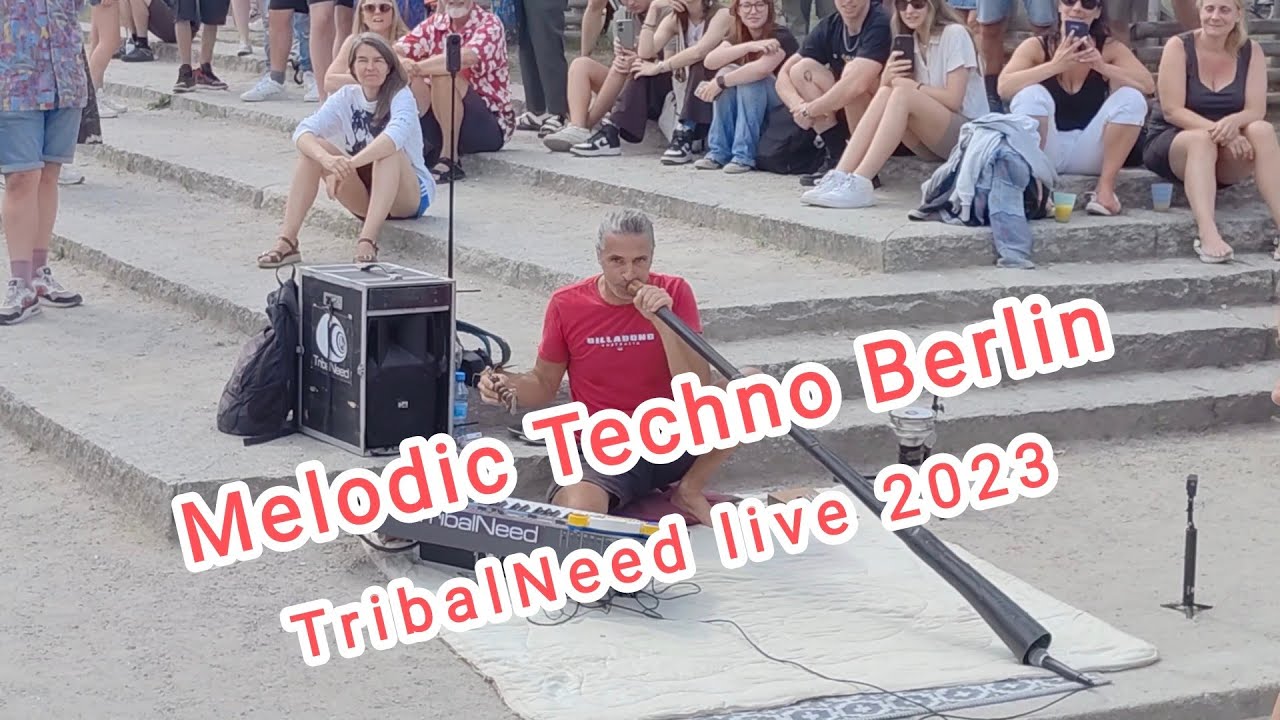 random in Berlin, TribalNeed Mauerpark, melodic techno looping Roland Juno 106 analog Synthesizer