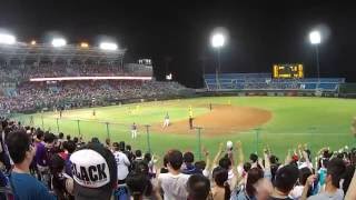 2016 07/30 中職九局下 Lamigo 派台灣巨砲陳金鋒代打登板擊出安打