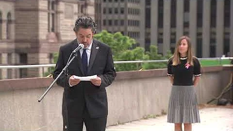 Ceremonia de Izamiento del Pabellón Nacional - Alcaldía de la Ciudad de Toronto
