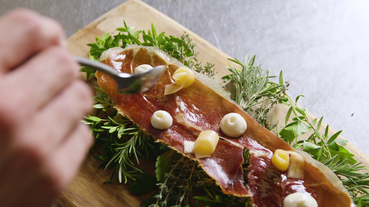 NonTraditional Crispy Prosciutto di Parma Bruschetta YouTube