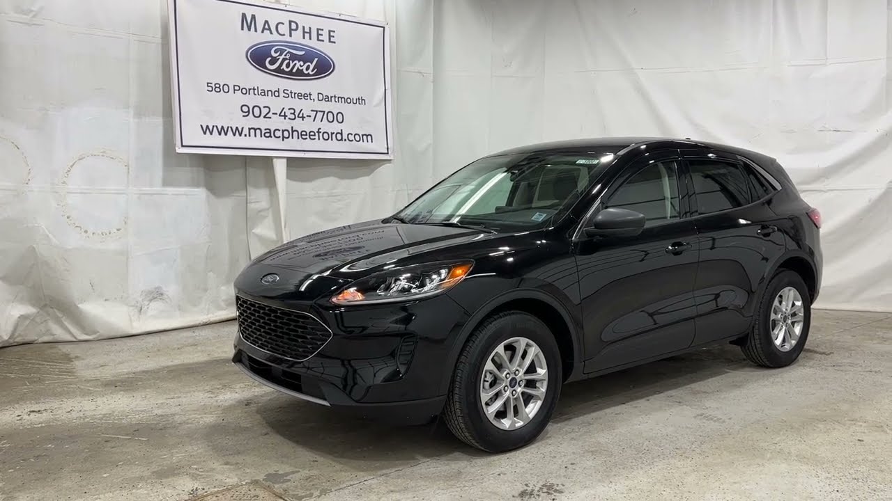 Black 2022 Ford Escape 4DR SE Review - MacPhee Ford - YouTube