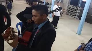 Video thumbnail of "A tus pies   Rondalla Cristiana Linaje Escogido"