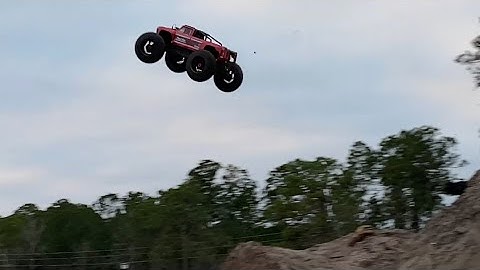Upgraded Arrma Outcast 8S “RPM A-ARMS DURABILITY TEST BASH”!! 2028 Max5 SMC SAGA M2C Hot Racing PPS