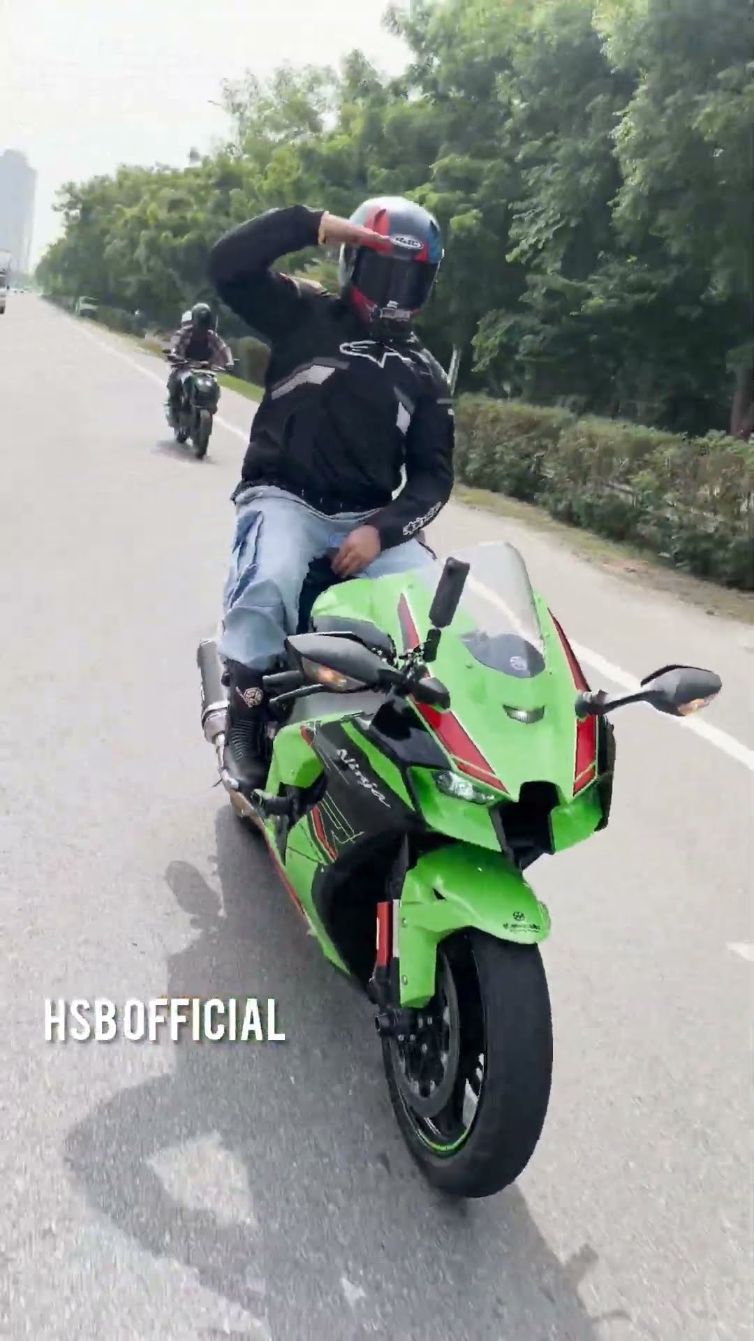 即購入可能　Crazy:B kawasaki zx10r Crazy Ride🤯 - YouTube