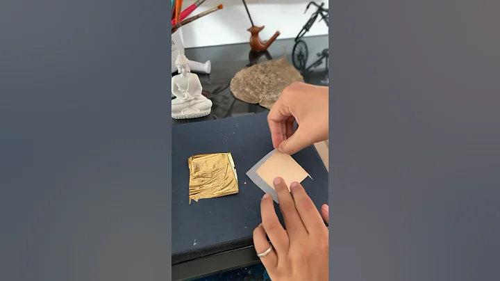Difference between Orignal Gold Leaf and Artificial Gold Leaf #gold #gilding #goldleafing