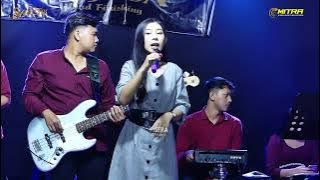 SKAUSTIK-NEMEN-WEDDING KIPLI DENGAN  RARA