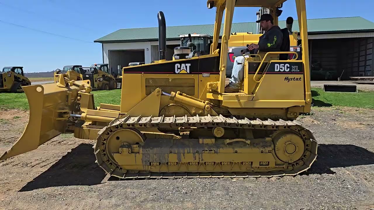 Caterpillar D5C XL HST III Dozer Running and Operating - YouTube