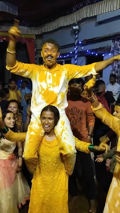 Halgi Vajati | Haldi Dance | Aniket Gaikwad and Aishwarya Anil #shorts #youtubeshorts