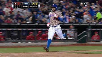 STL@NYM: Wright puts Mets on the board with a single