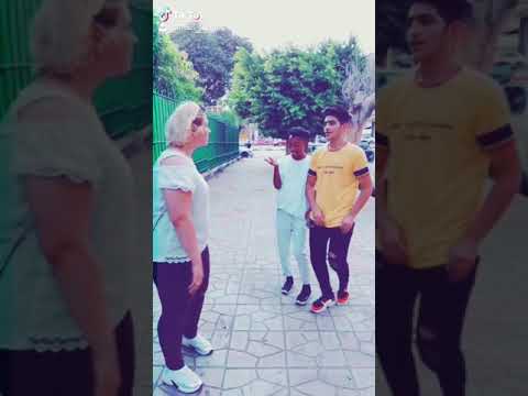 اما تشوف موزه معديه وتعاكسه ويحصل معاك الي حصل ده