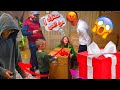 وصلت هديه 🎁 ل بيسان على البيت  من 🦹(مجهول ) بعيد الحب ! إنصدمت !( مقلب )
