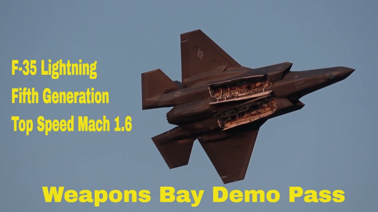 F35 Lightning Opens Weapons Doors | Fifth Gen Fighter | EAA AirVenture ...