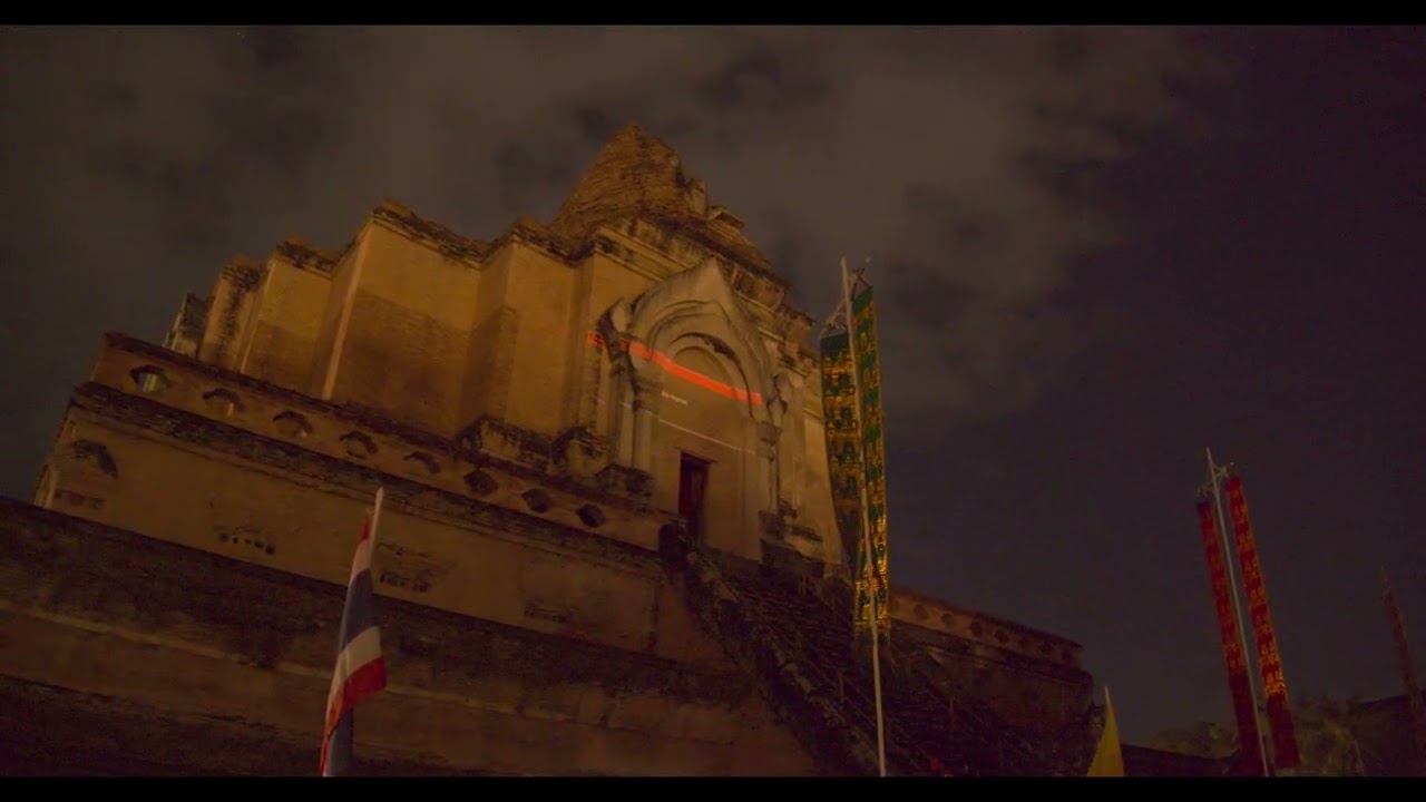 2023-11-25 Chiang Mai, Thailand laser show