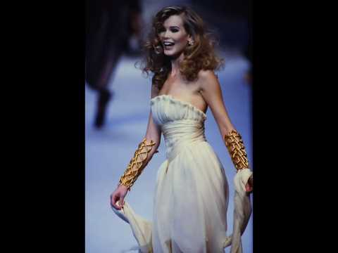 CLAUDIA SCHIFFER 😍🔥💫#supermodel