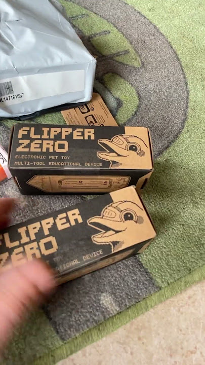 Tamagotchi Hacking Tool, Flipper Zero Unboxing and Review 