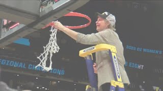 Hawkeyes coach Lisa Bluder 'soaking it all in'