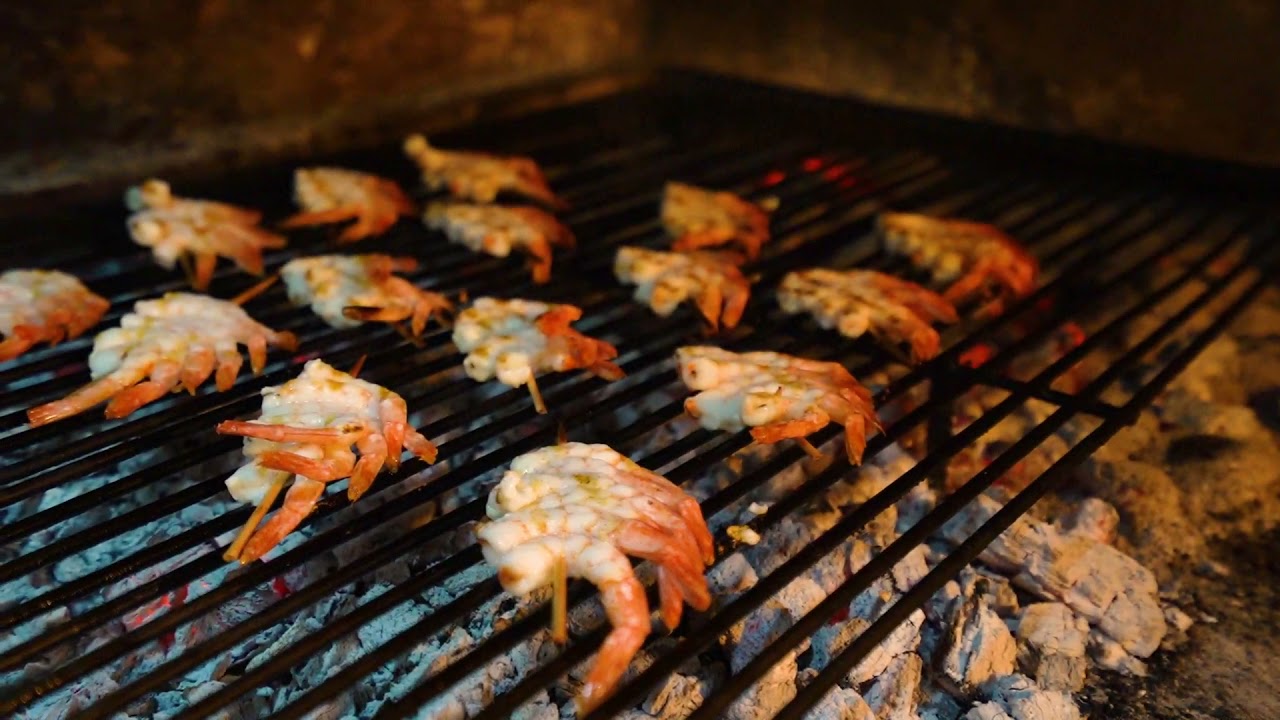 VISITING VRBOSKA? MUST EAT HERE!