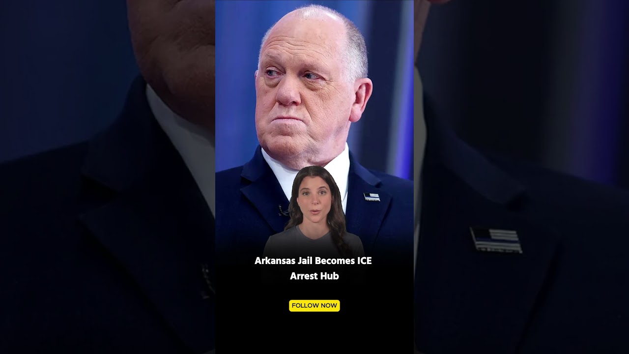 Том Хоман негодует на протестующего, назвавшего его расистом во время стычки на мероприятии TPUSA...