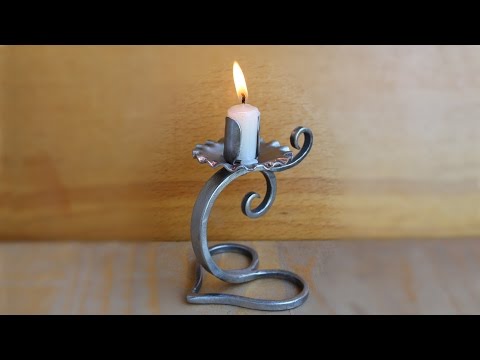 Video: Kaltinės žvakidės (37 Nuotraukos): Sieninės, Grindų Ir židinio žvakidės Iš Rožių, Pagamintų Iš Metalo Ir Kitų Formų Interjere