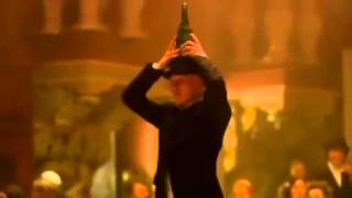 Танец с бутылками из фильма "Однажды в Одессе"