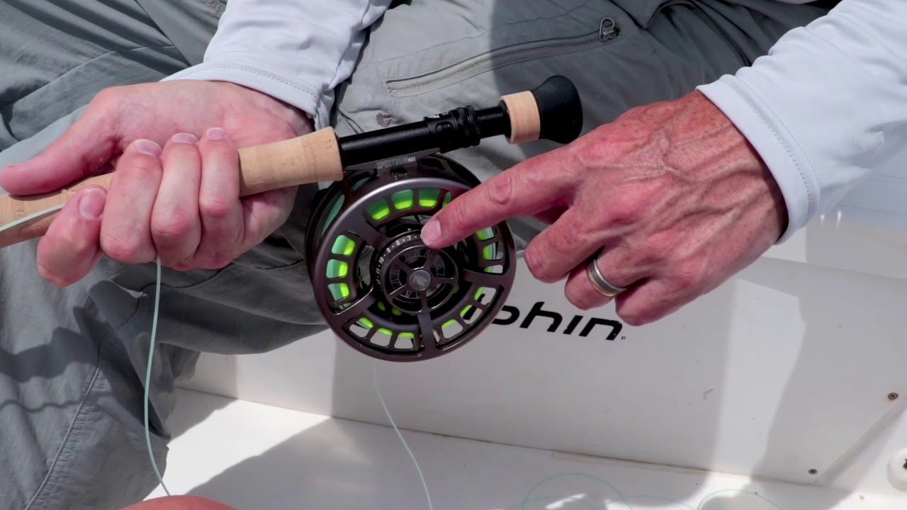 Setting the drag on a fly reel 