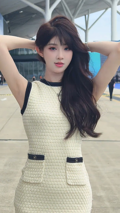 Chinese Fashion Trends 2025 Beautiful Girls Street Outfit Idea #chinesefashion #mejoresstreetfashion