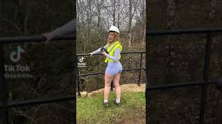 Bethfit Checking The Pole