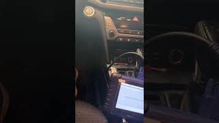 How to program a new smart key fob for a 2017 Hyundai Elentra