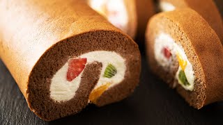 How to make Fluffy cocoa swiss roll cake with fresh fruits