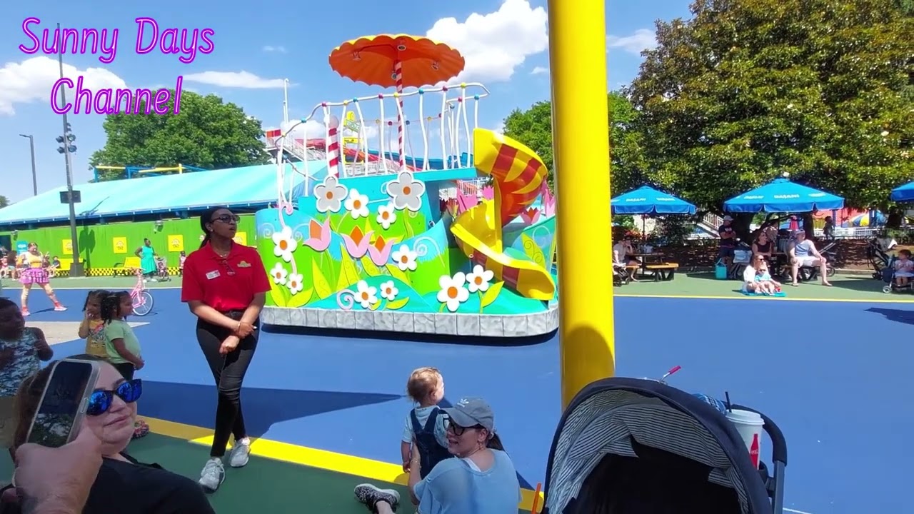 Sesame Street Party Parade | Beginning from the Gate | End to the Gate | Special Scene | Sunny Days